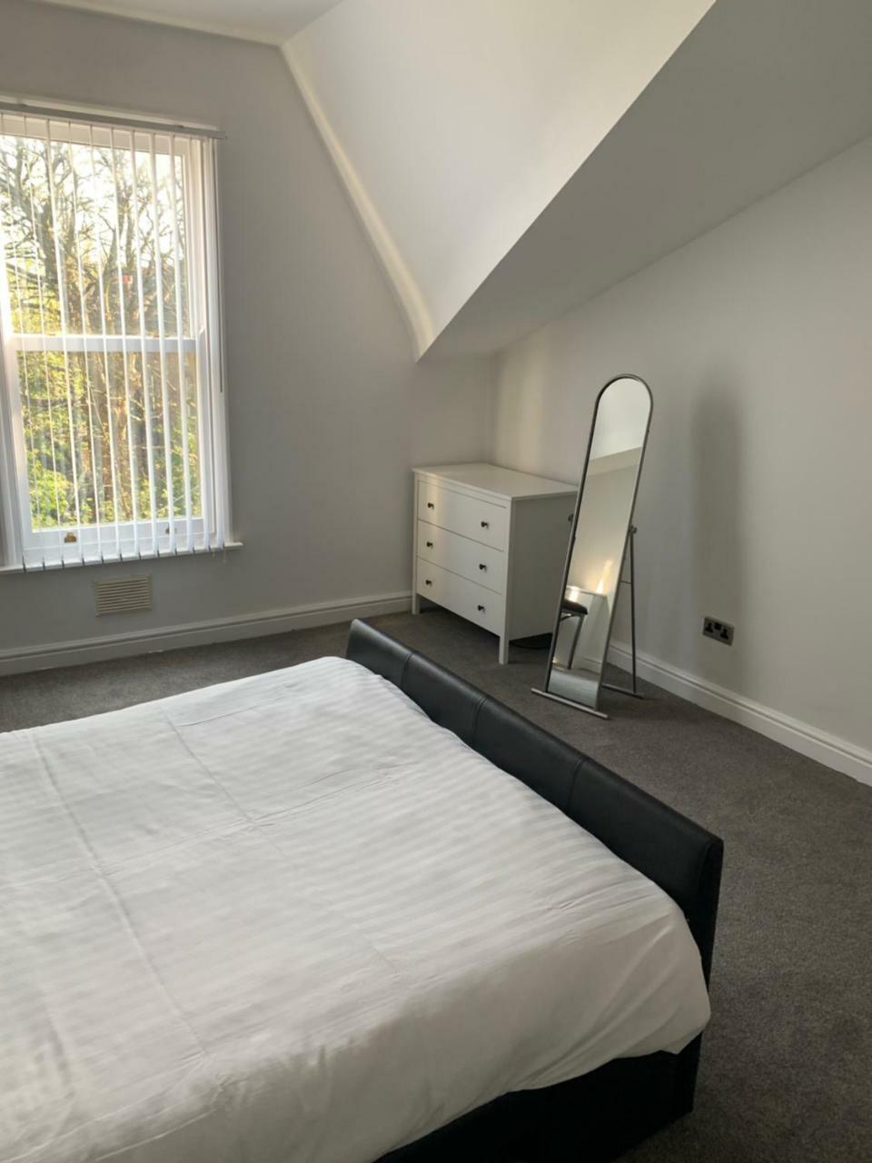 No 9 Apartment Liverpool